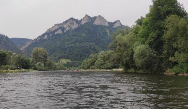 Po Dunajci na voru